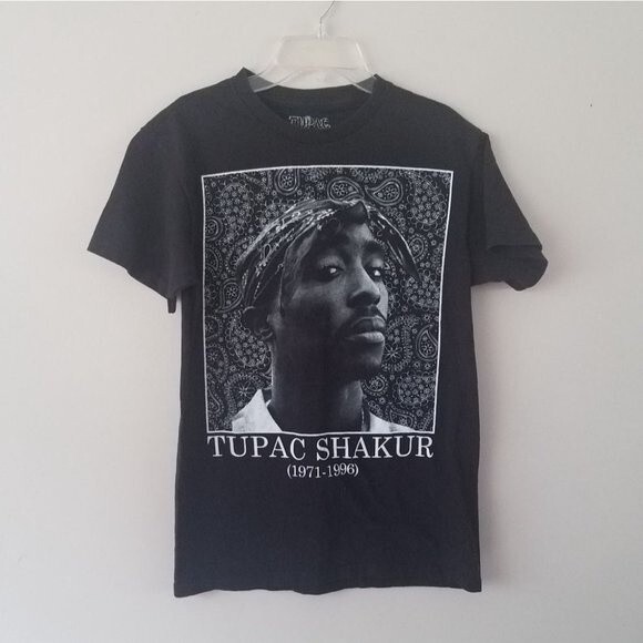Tupac Shakur graphic tshirt size small - Picture 1 of 3